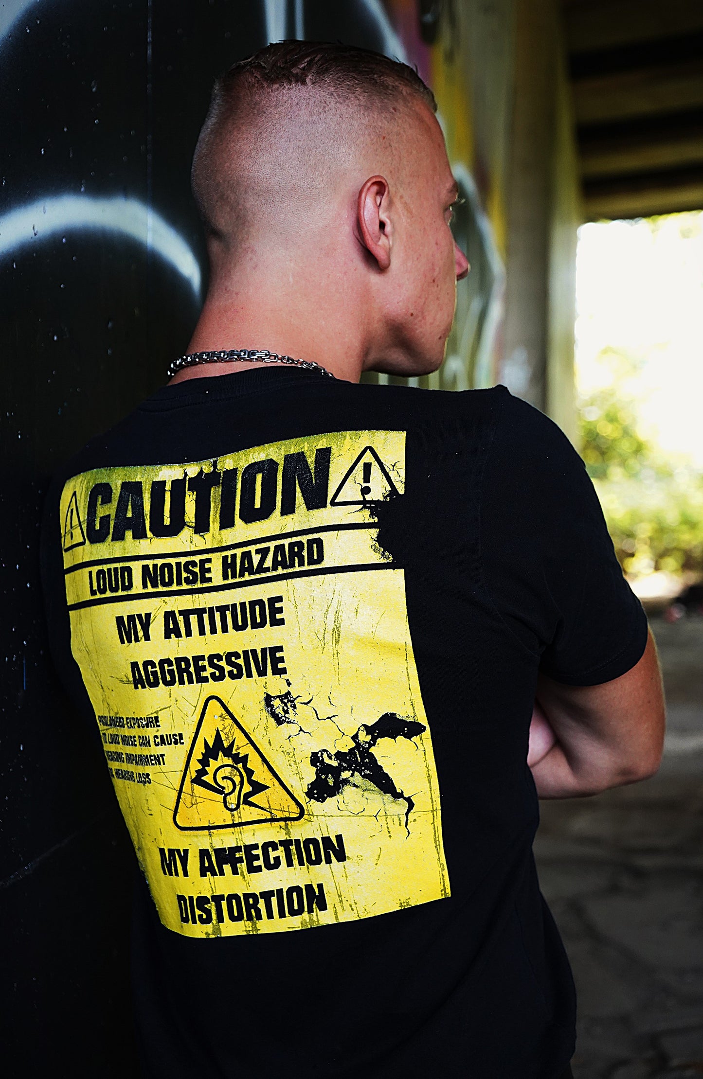 T - Shirt Aggressive Distortion - Glow in the Dark, Limited Edition